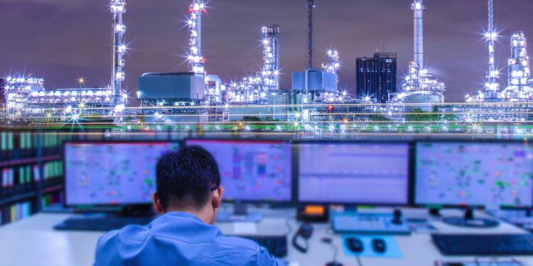 Nuevo DCS: Más eficiencia para los operadores de petróleo y gas